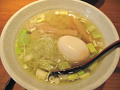 11ランチ:塩らぁめん玉子入り650円@ラーメン・らぁめんシフク(429)・福岡空港