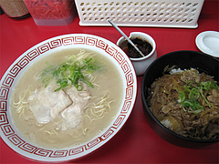 料理:肉飯セット500円(特製豚丼とラーメン)@長浜大将・長浜ラーメン街