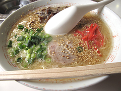 料理:ラーメン450円@白雲軒・福岡