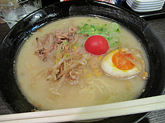 料理:博多発祥白濁中華そば600円@博多発祥中華そば・鶴と亀
