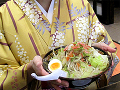 16ランチ:三氣ラーちゃん680円だよ@ラーメン博多三氣・福大通り片江店