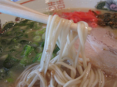 料理:ラーメンの麺・カタ@ラーメン博多王道・福岡