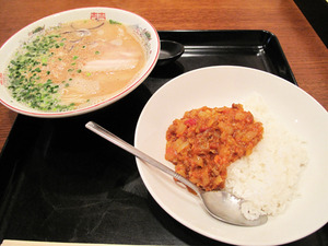 7ラーメン定食500円@英々食堂