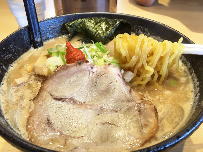 博多おんな節 福岡 夏こそ 白味噌ラーメン 冷やしラーメン 北海道らーめん 奥原流 久楽 天神店