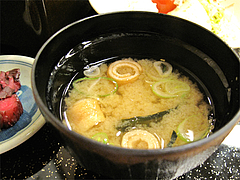 料理:味噌汁と香の物@京都銀ゆば・アパホテル福岡渡辺通