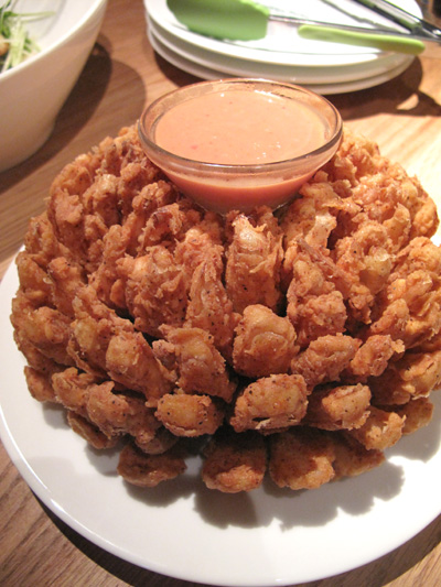 博多おんな節 上質なカフェでオトナ系アメリカンフードを味わう ブルックリンパーラー博多