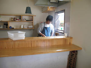 8豚足の館