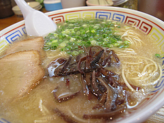 7ランチ:糸島豚豚骨ラーメン@ラーメン・伊都商店