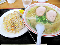 ランチ:しょうゆらーめん+ミニヤキメシ@中華料理・中国飯店・平和