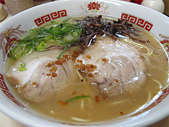 料理:とんこつラーメン450円@ラーメンぽんぽこ亭大橋店