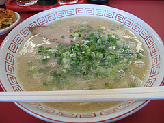 ランチ:ラーメン550円@博多成金ラーメン東浜店