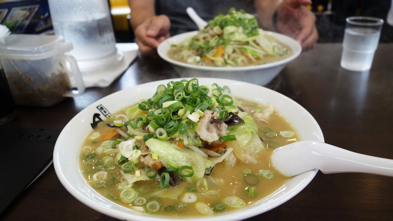 福岡】濃厚豚骨ちゃんぽん♪＠博多長浜ラーメン 風び 原本店 : 博多