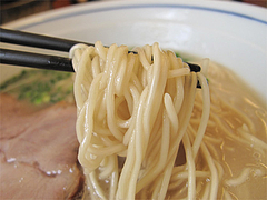 ランチ:濃厚とんこつラーメン麺@ラーメン・かなで食堂・春日