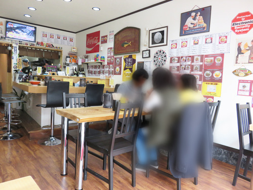 4店内