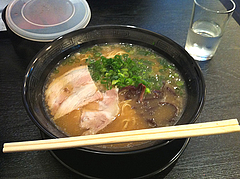 ランチ:しょうゆ豚骨らーめん500円@博多ラーメン龍人・赤坂