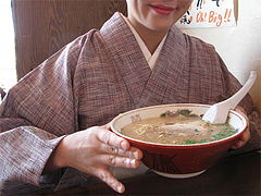 料理:ラーメン大きさ@嘘の三八・ベイサイドプレイス博多