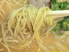 ランチ:楽勝ラーメン麺@楽勝ラーメン・新天町・天神