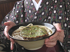 ランチ:緑の天ぷらうどん@牧のうどん・空港店
