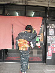 2外観:入り口@博多ラーメン一点公・大橋