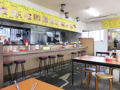 4店内