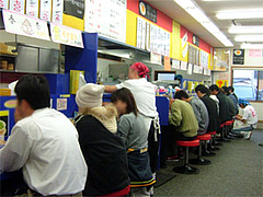 店内@ラーメン来来亭山口湯田店