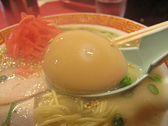 料理:ラーメン煮玉子50円@博多成金ラーメン