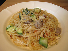 10ランチ:ソーセージとズッキーニのオイルソーススパゲティ@イタリアン・カンティーナ・ガシーヨ