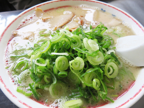 10ネギ山ラーメン590円