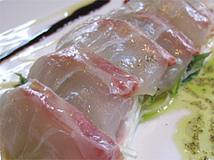 料理:鮮魚のカルパッチョのアップ@KILROY’S(キルロイズ)・天神