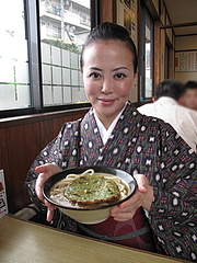 ランチ:緑の天ぷらうどん430円@牧のうどん・空港店