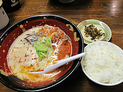11ランチ:潤黒(じゅんこく)ラーメン650円@ららららーめん・福重店
