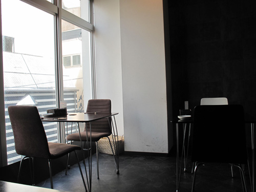 博多おんな節 土日限定 プチコースランチ600円 デザートあり ミルクティー 今泉