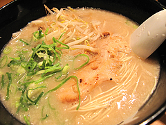 ラーメン:ラーメン零号650円@初代秀ちゃん・ラーメンスタジアム3・キャナルシティ博多