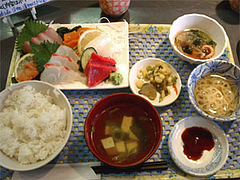 ランチ特盛刺身定食780円@はなれんこん・福岡市城南区別府