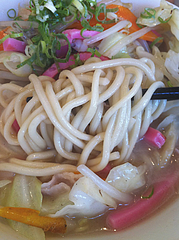ランチ:ちゃんぽん麺@カラフル食堂・那の川