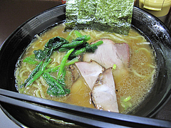 料理:豚骨醤油ラーメン580円@ラーメンさかえ・野間