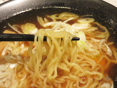 19魚介ラーメン麺