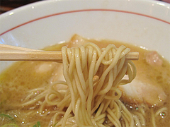 料理:とんこつらーめん麺@とうや味・中州