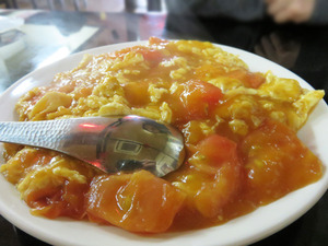 10トマトと玉子の炒め580円@中華食堂リュウ