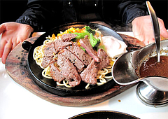 料理:スタミナ焼トーナメント1,200円@エルボン・博多区古門戸町