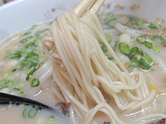 料理:ラーメン麺@愛新軒・博多区美野島