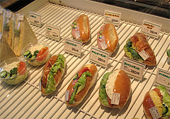 店内:サンドイッチ@ベークショップ・イワハシ・薬院店