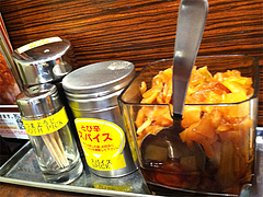 6店内:福神漬・とび辛スパイス@カレーハウスCoCo壱番屋(ココイチ)・中央区清川店