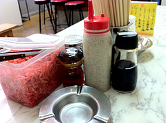 店内:卓上@一九ラーメン・大橋店