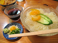 料理:冷麺420円@葉隠うどん・博多駅南