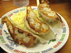 料理:手作り餃子@ラーメンやまもと春日本店