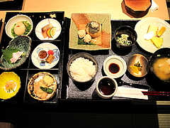 料理:海山松花堂弁当1,500円@海山邸・ザショップス