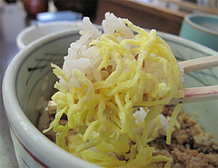 料理:そぼろご飯@そば茶屋・華元本店