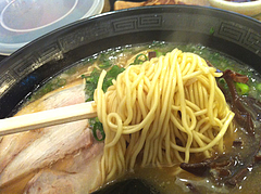 ランチ:しょうゆ豚骨らーめん麺@博多ラーメン龍人・赤坂