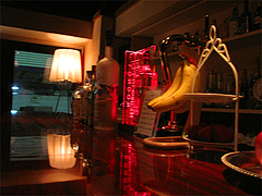 店内:カウンター席@Bar Note's(バー・ノーツ)・大名
